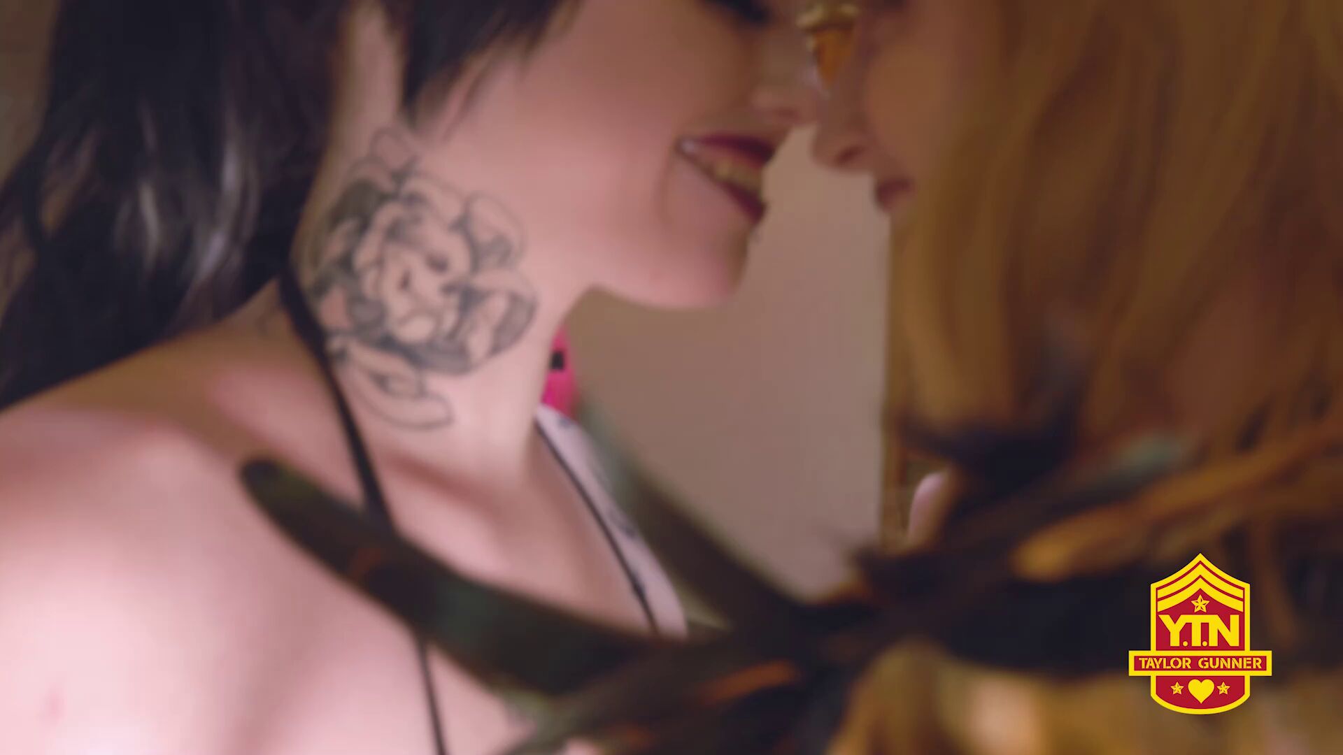 DC BDSM Cosplay Lesbian Orgy